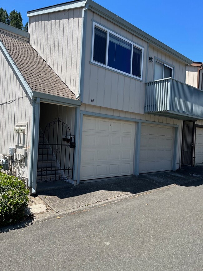 property at 61 Knolls Ln