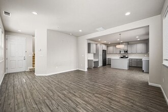 1477 Cecilia Dr in Santa Rosa, CA - Building Photo - Building Photo