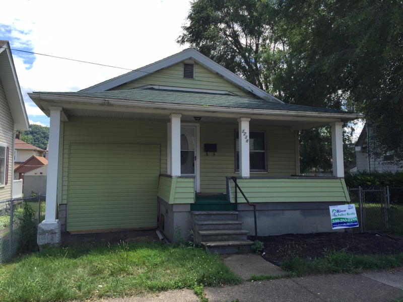 1716 Globe St in East Liverpool, OH - Foto de edificio