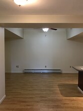 181 Main St in Whitesboro, NY - Foto de edificio - Building Photo