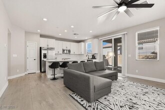 4536 Anspach St in North Las Vegas, NV - Building Photo - Building Photo