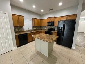 2031 Ribbon Falls Pkwy in Orlando, FL - Building Photo - Building Photo