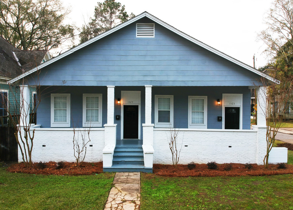 1323 Old Shell Rd in Mobile, AL - Building Photo
