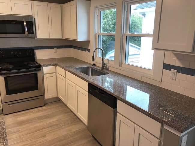 2155-2157 Wascana Ave in Lakewood, OH - Building Photo - Building Photo