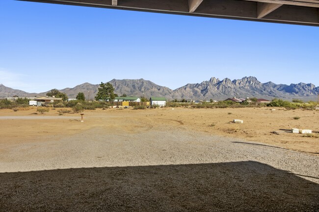 8030 Stanley Rd in Las Cruces, NM - Building Photo - Building Photo