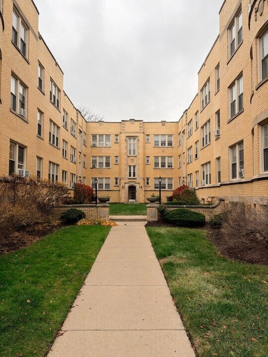 5060 N Wolcott Ave in Chicago, IL - Building Photo