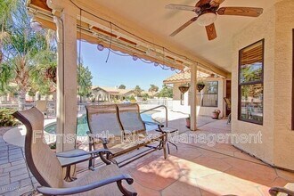 420 E Stonebridge Dr in Gilbert, AZ - Building Photo - Building Photo