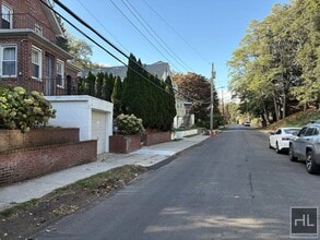 Belknap Ave, Yonkers in Yonkers, NY - Building Photo - Building Photo