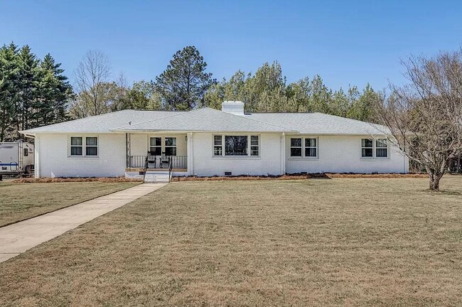 property at 312 Nottingham Rd