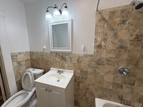 11 5th St in Ansonia, CT - Building Photo - Building Photo