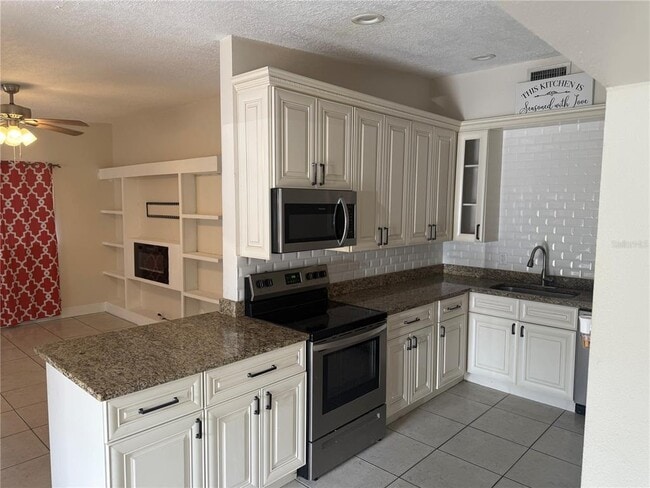 7613 Daphne Ave in Orlando, FL - Building Photo - Building Photo