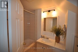 30 Corby Crescent in Brampton, ON - Building Photo - Building Photo