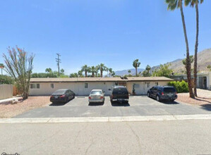 511 E Chuckwalla Rd in Palm Springs, CA - Building Photo - Building Photo