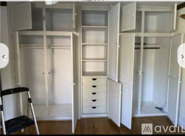 property at 401 Oxford Dr