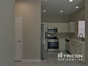 3026 Woodland Fern Dr in Parrish, FL - Building Photo - Building Photo