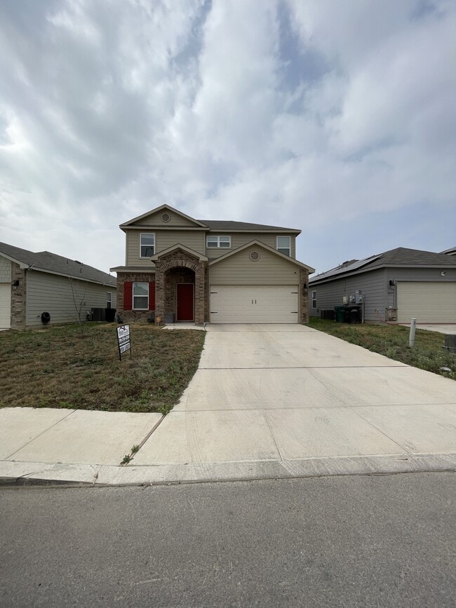 property at 10439 Lateleaf Oak