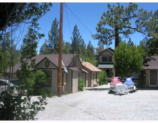 40056 Forest Rd in Big Bear Lake, CA - Building Photo