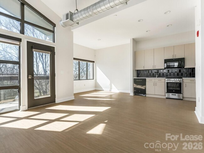 514 W 10th St in Charlotte, NC - Building Photo - Building Photo