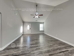 4105 Rev Williams Dr in Greensboro, NC - Foto de edificio - Building Photo