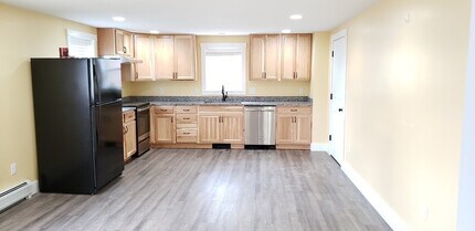 51 Moore Rd in New Braintree, MA - Building Photo - Building Photo
