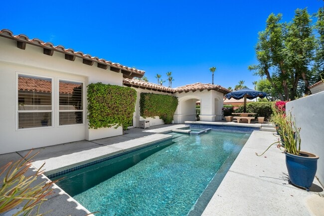 property at 79695 Mandarina