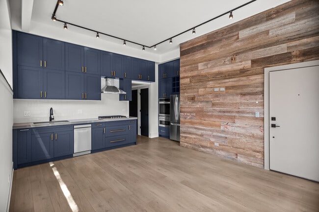 6556 S Minerva Ave, Unit 4S in Chicago, IL - Foto de edificio - Building Photo