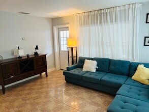 2913 W Saint Conrad St in Tampa, FL - Building Photo - Building Photo