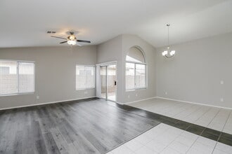 873 W Sierra Madre Ave in Gilbert, AZ - Foto de edificio - Building Photo