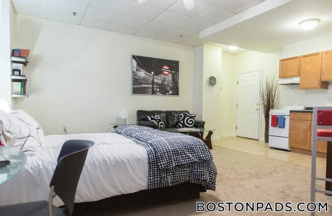 60 Franklin St
