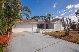 11343 87th Ave in Seminole, FL - Building Photo - Building Photo