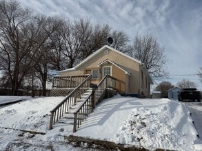 203 N Lewis Ave in Sioux Falls, SD - Foto de edificio - Building Photo