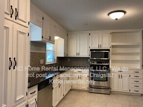 6809 Marty St in Overland Park, KS - Building Photo - Building Photo