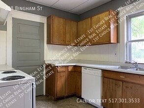 208 Bingham St in Lansing, MI - Building Photo - Building Photo
