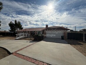 15006 Tuscola Rd in Apple Valley, CA - Building Photo - Building Photo