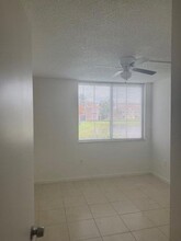 7888 Sonoma Springs Cir in Greenacres, FL - Building Photo - Building Photo