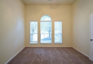 6 Bushell Mill Pl in The Woodlands, TX - Building Photo - Building Photo