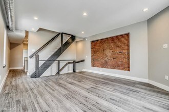 5148 Dearborn St in Pittsburgh, PA - Building Photo - Building Photo