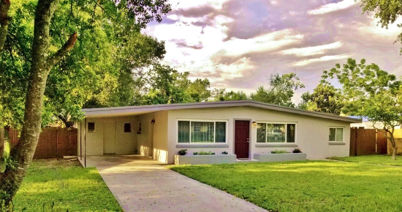 2621 Orange Ct in Longwood, FL - Building Photo