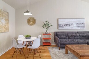 1601A Southgate Cir in Austin, TX - Building Photo