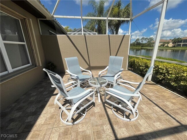 10520 Diamante Way in Ft. Myers, FL - Building Photo - Building Photo