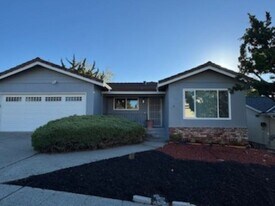 18544 Doris Ct in Castro Valley, CA - Building Photo
