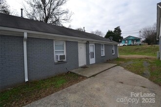 1009 Plymouth St, Unit A in Gastonia, NC - Building Photo - Building Photo