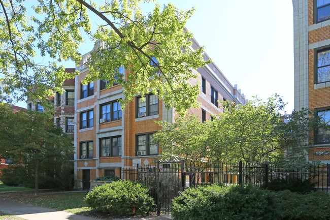 1417 W Sherwin Ave in Chicago, IL - Building Photo - Building Photo