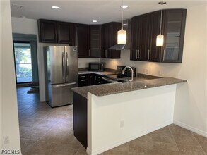 13502 Siesta Pines Ct in Ft. Myers, FL - Building Photo - Building Photo