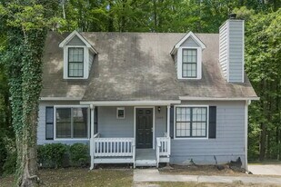 3008 Cardinal Dr in Lithia Springs, GA - Building Photo