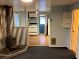 560 S Weed Blvd, Unit 1 in Weed, CA - Building Photo