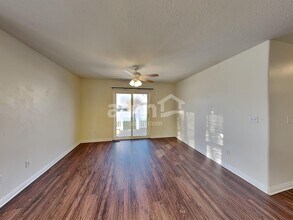 2552 W 1500 N in Clinton, UT - Foto de edificio - Building Photo