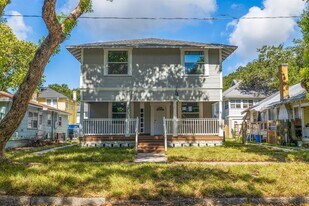 736 Jackson St N in St. Petersburg, FL - Building Photo