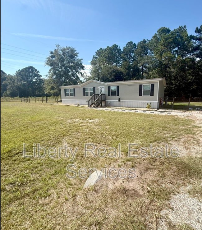 45 Logan Ct SE in Ludowici, GA - Building Photo - Building Photo