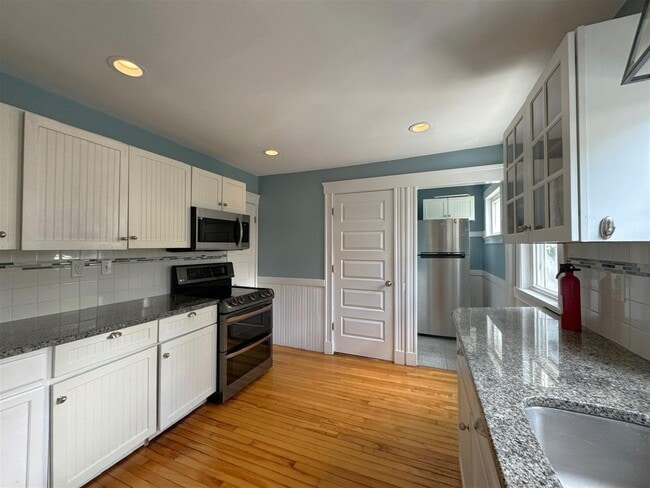 9 Gordon St, Unit 1 in Somerville, MA - Building Photo - Building Photo